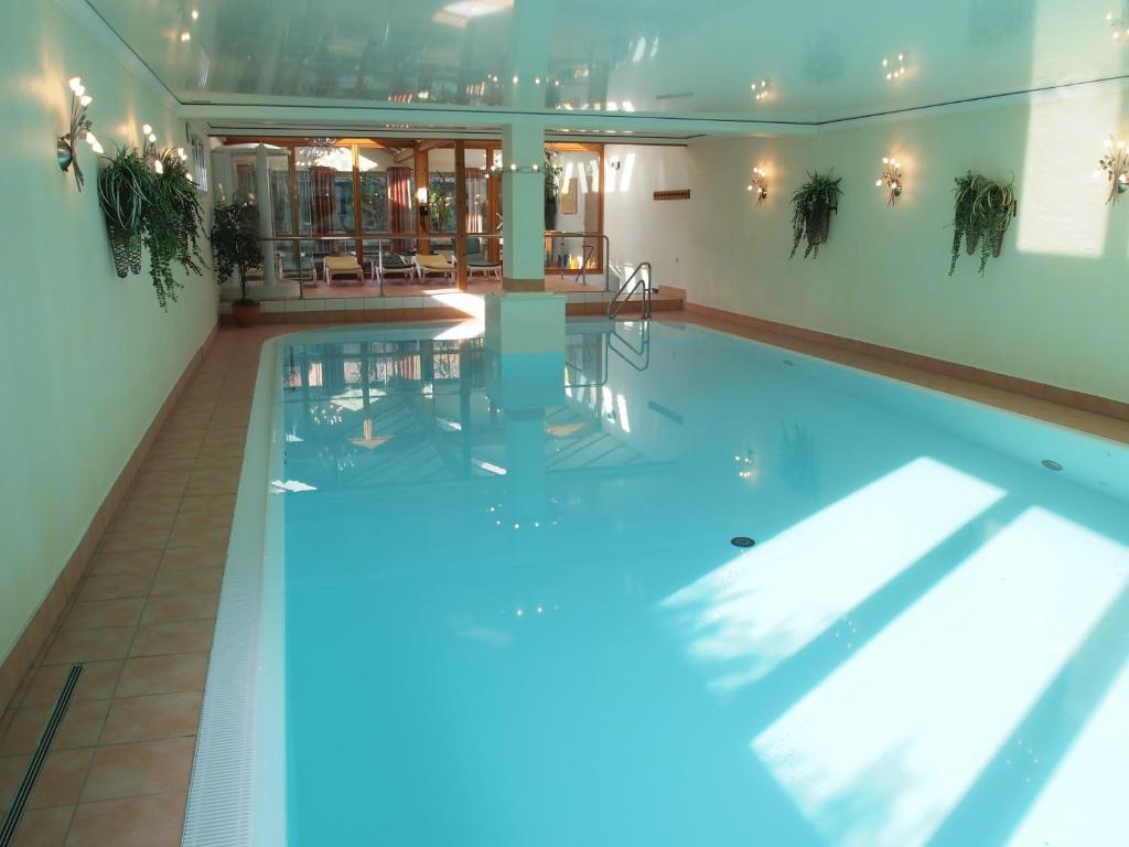 Parkhotel Zum Stern Oberaula Ngoại thất bức ảnh
