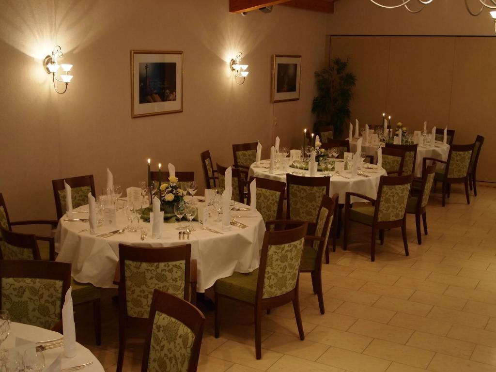 Parkhotel Zum Stern Oberaula Ngoại thất bức ảnh