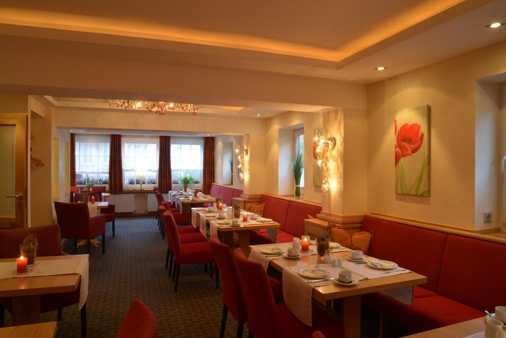 Parkhotel Zum Stern Oberaula Ngoại thất bức ảnh