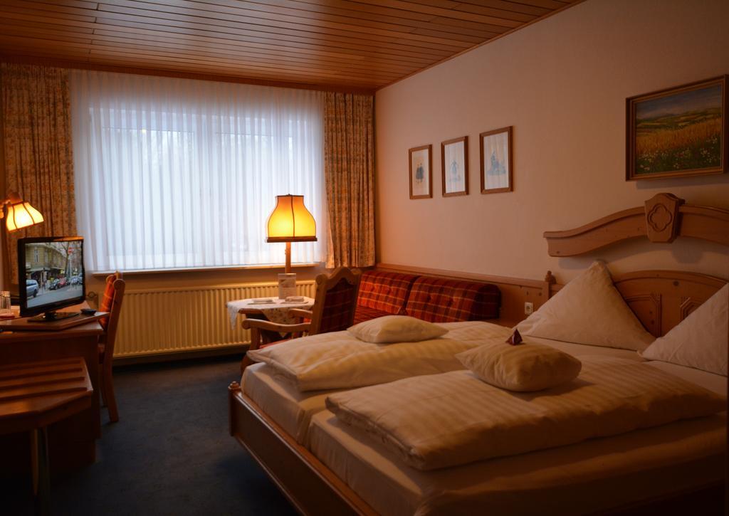 Parkhotel Zum Stern Oberaula Ngoại thất bức ảnh